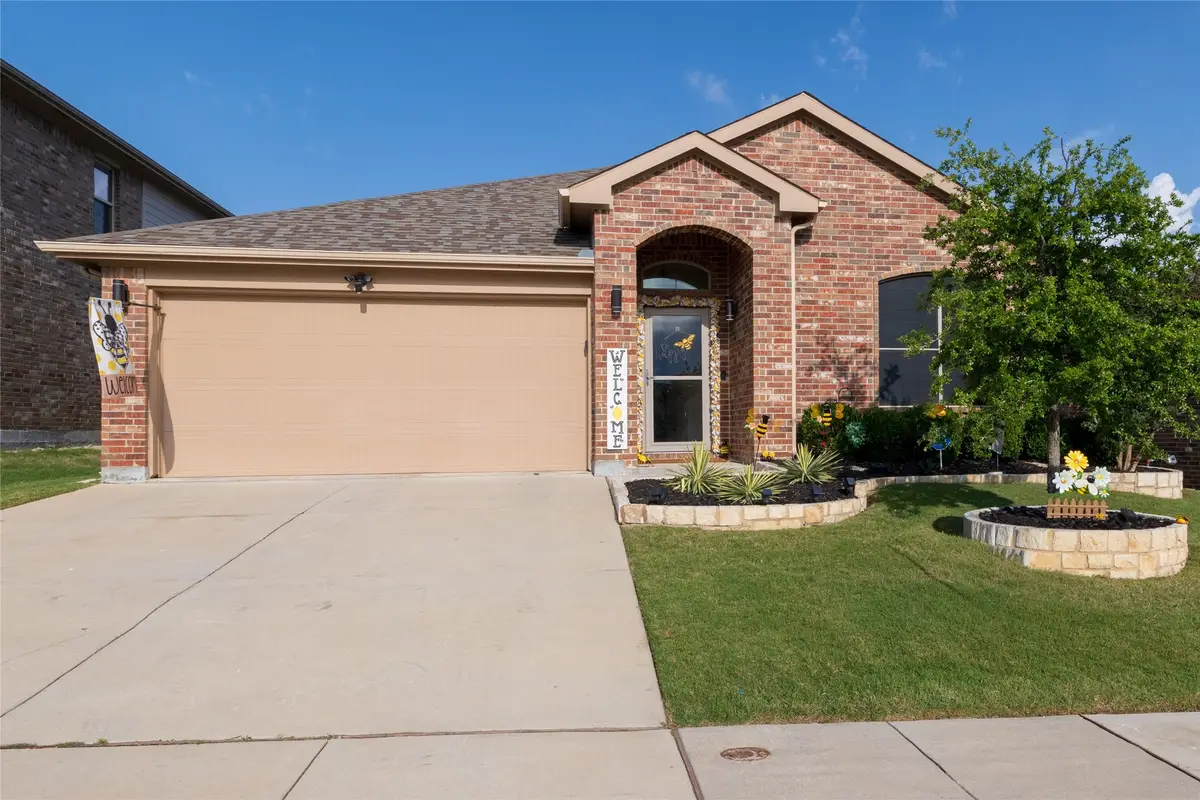8413 Muddy Creek Drive, Fort Worth, TX 76131 - #1