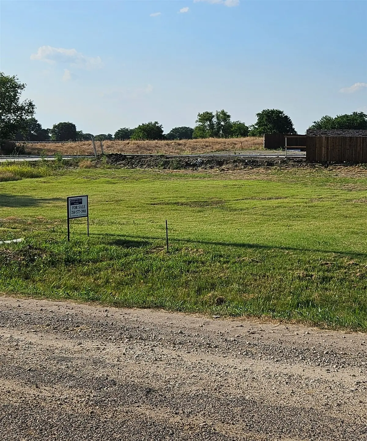 512 W Cedar Street, Gunter, TX 75058 - #1