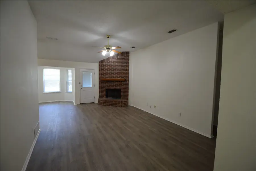 10212 Lone Eagle Court, Fort Worth, TX 76108 - #2