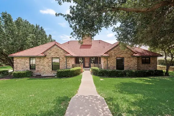 500 Del Rio Court, Irving, TX 75062