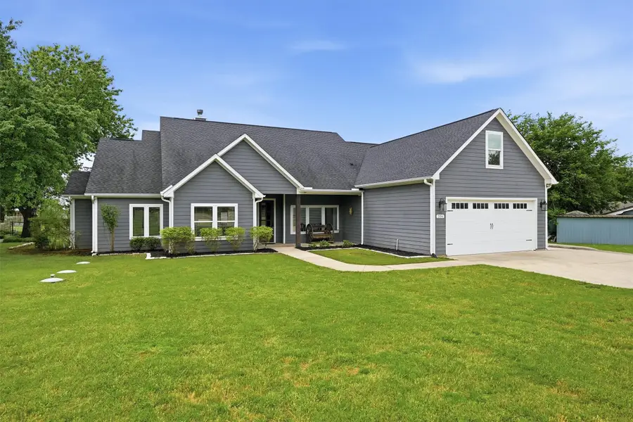 206 Modoc Trail, Lake Kiowa, TX 76240 - #2
