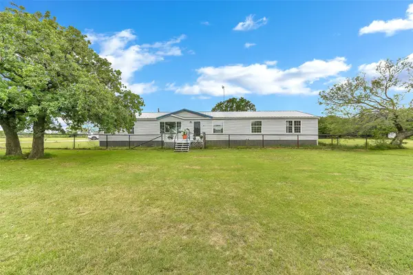 197 County Road 3382, Paradise, TX 76073