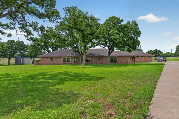 5309 Burleson Oaks Drive, Burleson, TX 76028