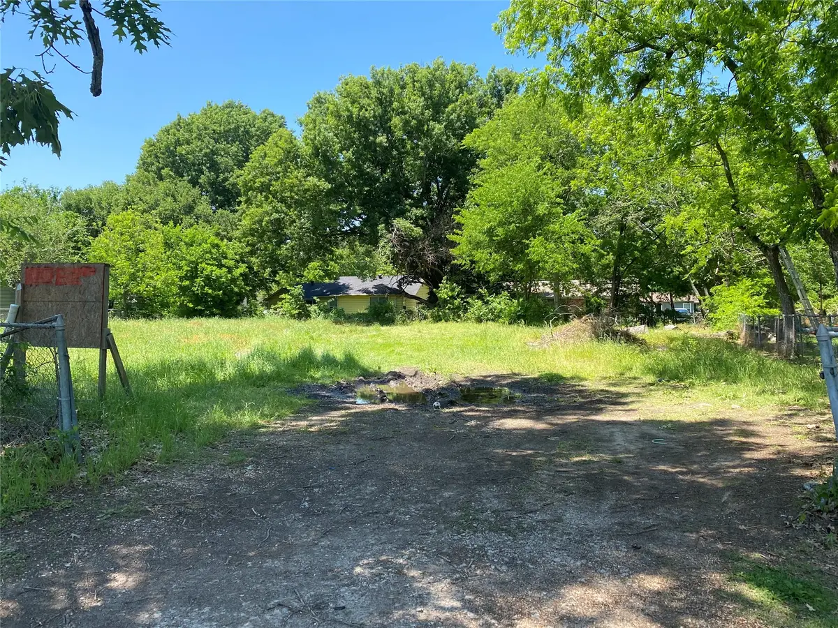 2012 W 13th Avenue, Corsicana, TX 75110 - #1