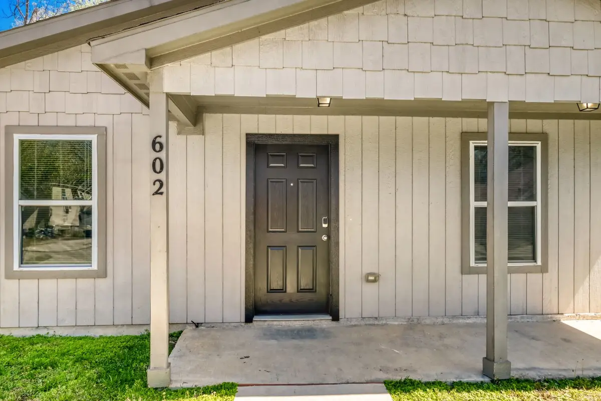 602 N Taylor Street, Gainesville, TX 76240 - #1