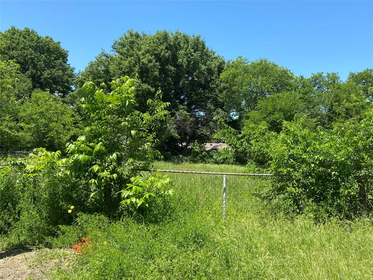 2016 W 13th Avenue, Corsicana, TX 75110 - #1