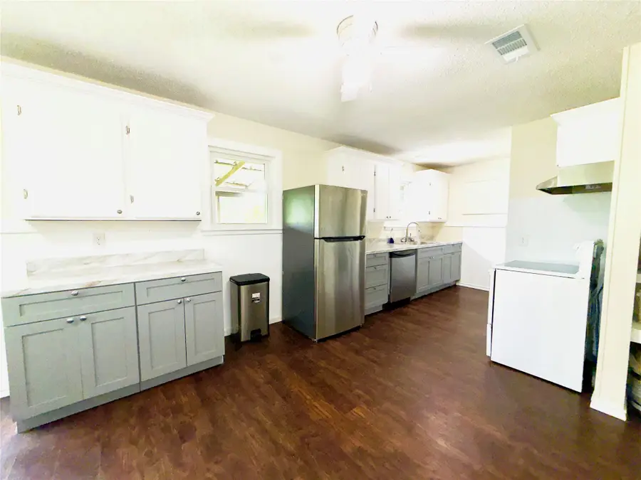 1941 Michael Court, Pelican Bay, TX 76020 - #3