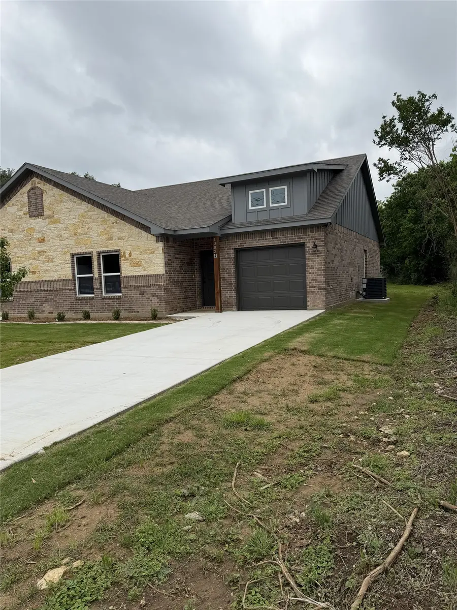1003 Grandbury Street, Cleburne, TX 76033 - #3