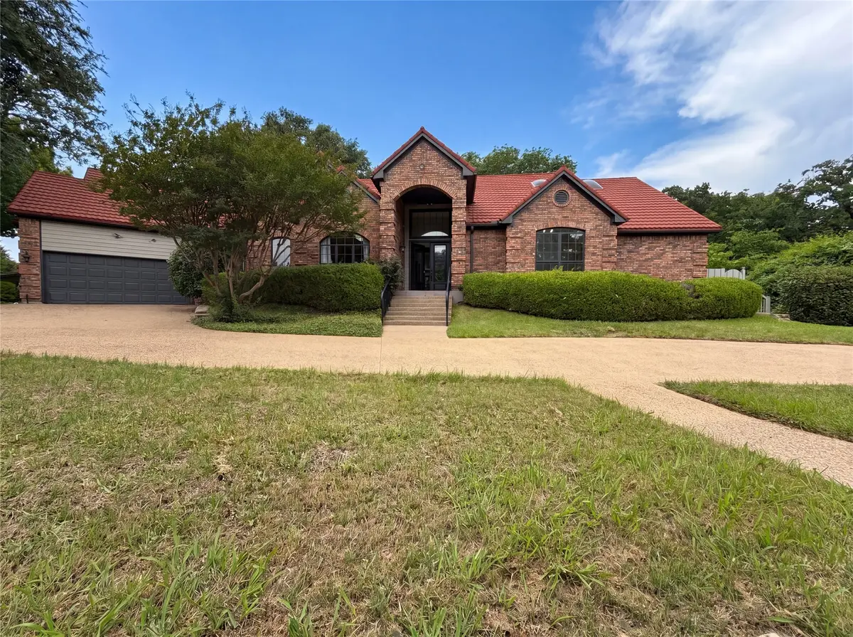 2405 Castle Rock Road, Arlington, TX 76006 - #1
