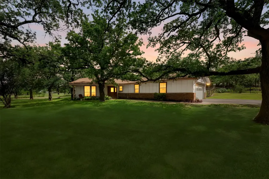 1816 Caddo Peak Road, Joshua, TX 76058 - #2