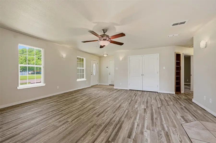 323 Texas Street, Pottsboro, TX 75076 - #3