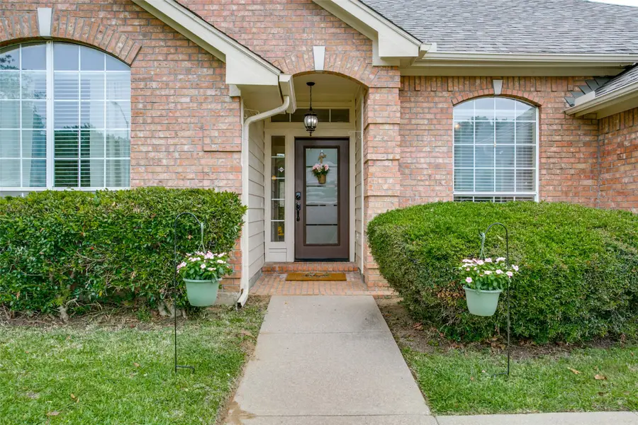 5217 Shadow Glen Drive, Grapevine, TX 76051 - #2