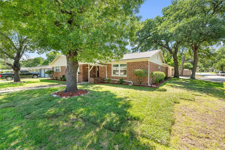2133 Williams Place, Fort Worth, TX 76111 - #2
