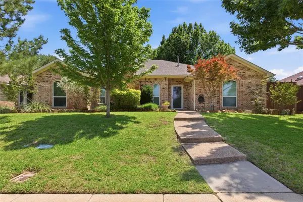 1220 Dark Forest Drive, Lewisville, TX 75067