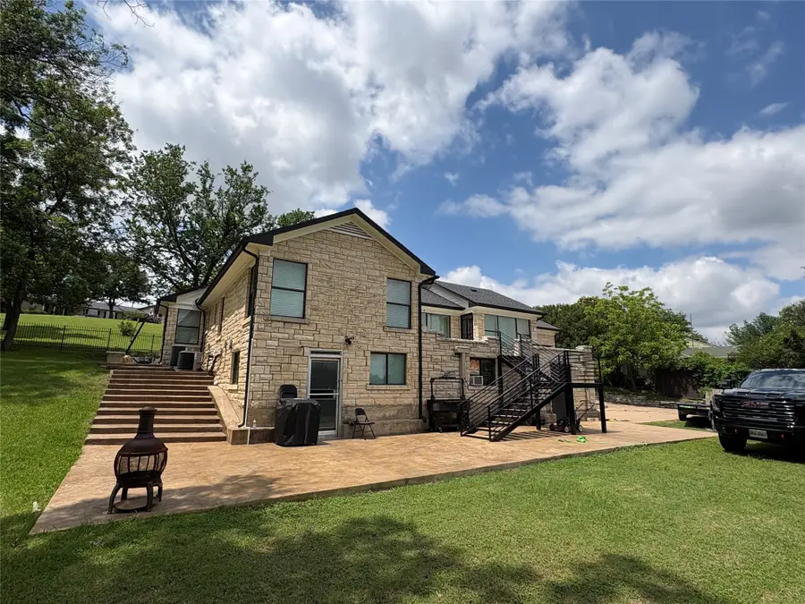4901 Circle Ridge Drive, Fort Worth, TX 76114 - #3