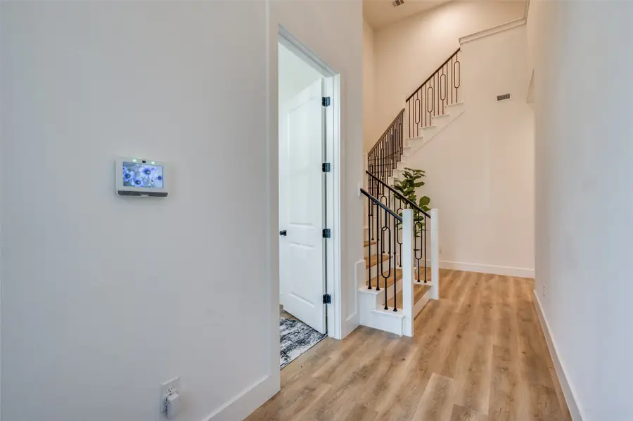 2130 Roanoke Avenue, Dallas, TX 75235 - #3