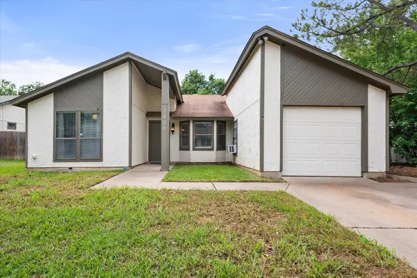 1406 Colonnade Drive, Arlington, TX 76018