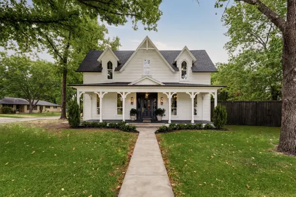300 E Division Street, Pilot Point, TX 76258