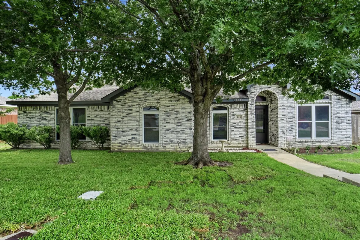 423 Fall Cedar Drive, Fort Worth, TX 76108 - #1