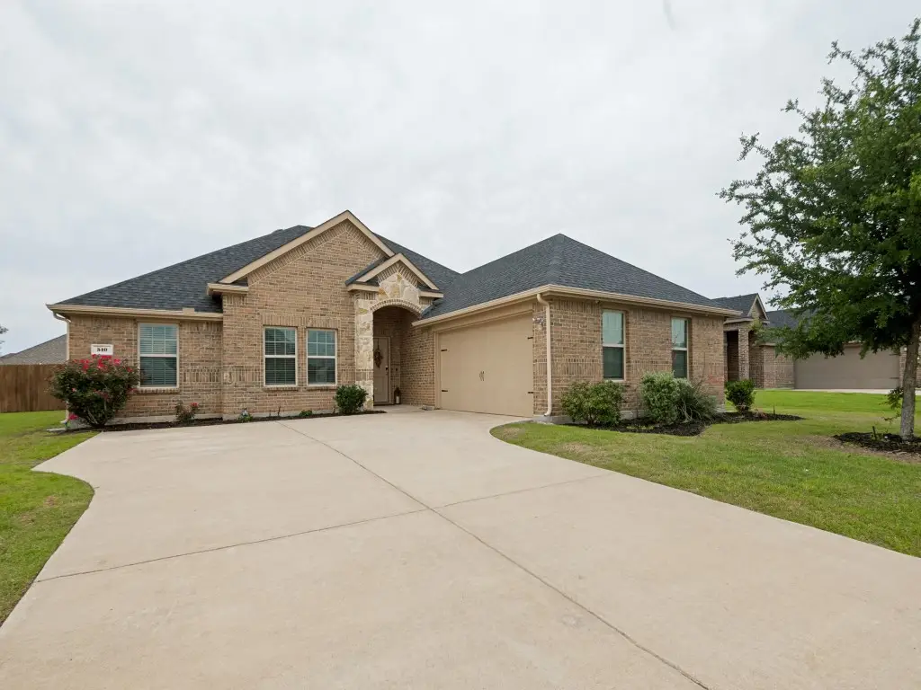 510 Woodhaven Drive, Waxahachie, TX 75165 - #1