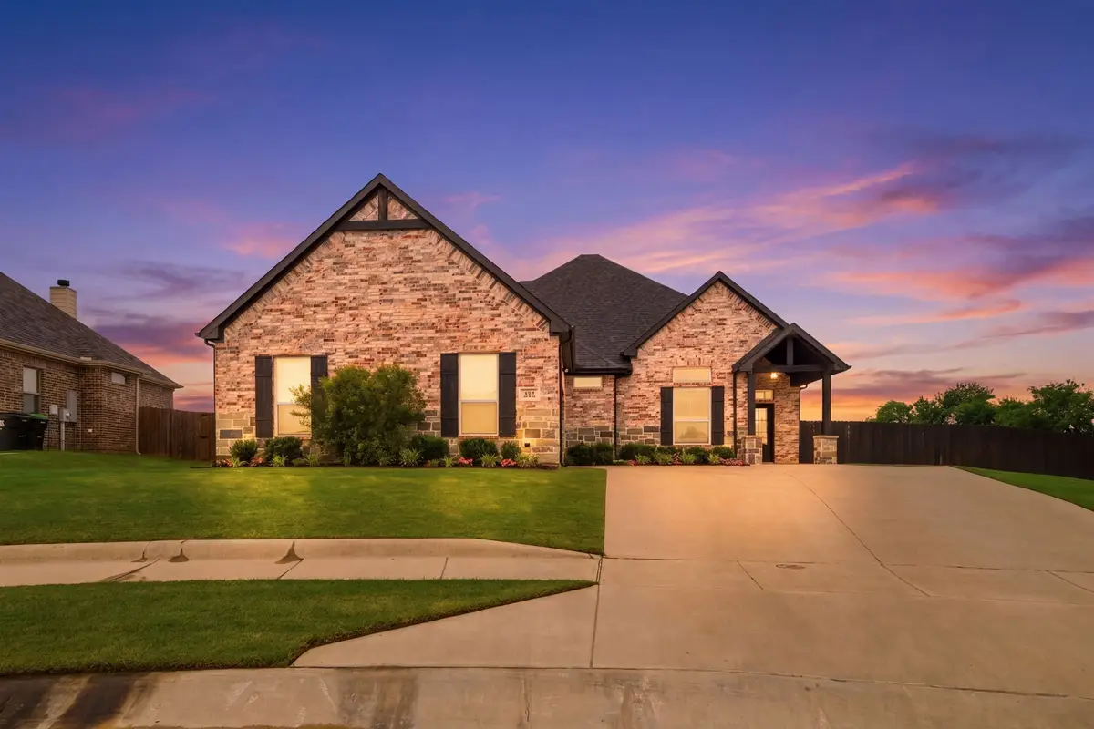148 Lakeview Circle, Pilot Point, TX 76258 - #1