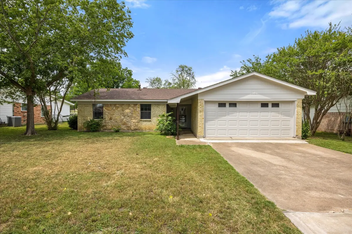 606 Nancy Drive, Glen Rose, TX 76043 - #1