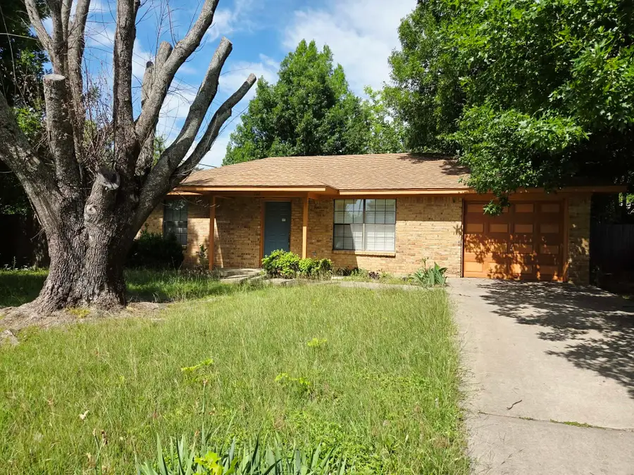 722 S Church Street, Pilot Point, TX 76258 - #2