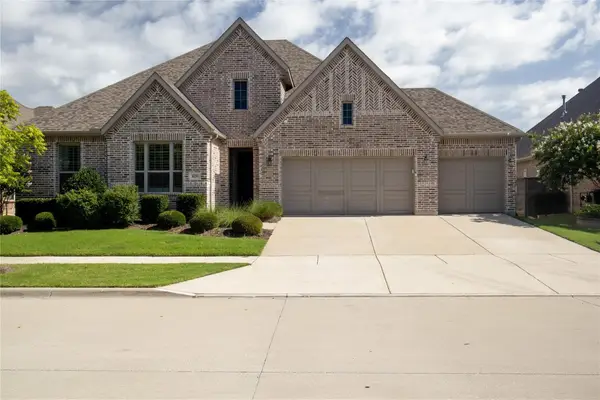 829 Boardwalk Way, Little Elm, TX 76227