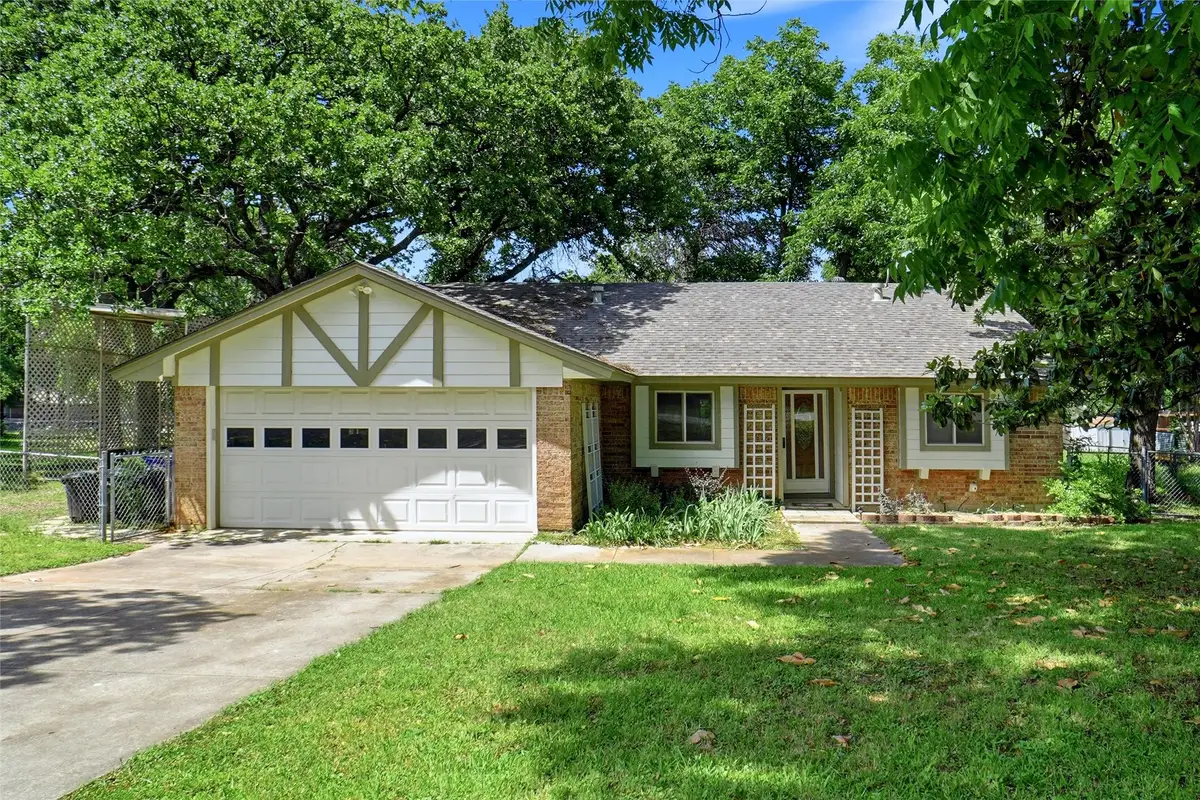 1017 Jarvis Lane, Azle, TX 76020 - #1