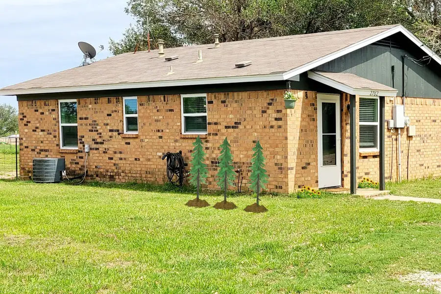 2762 W Highway 199, Springtown, TX 76082 - #3