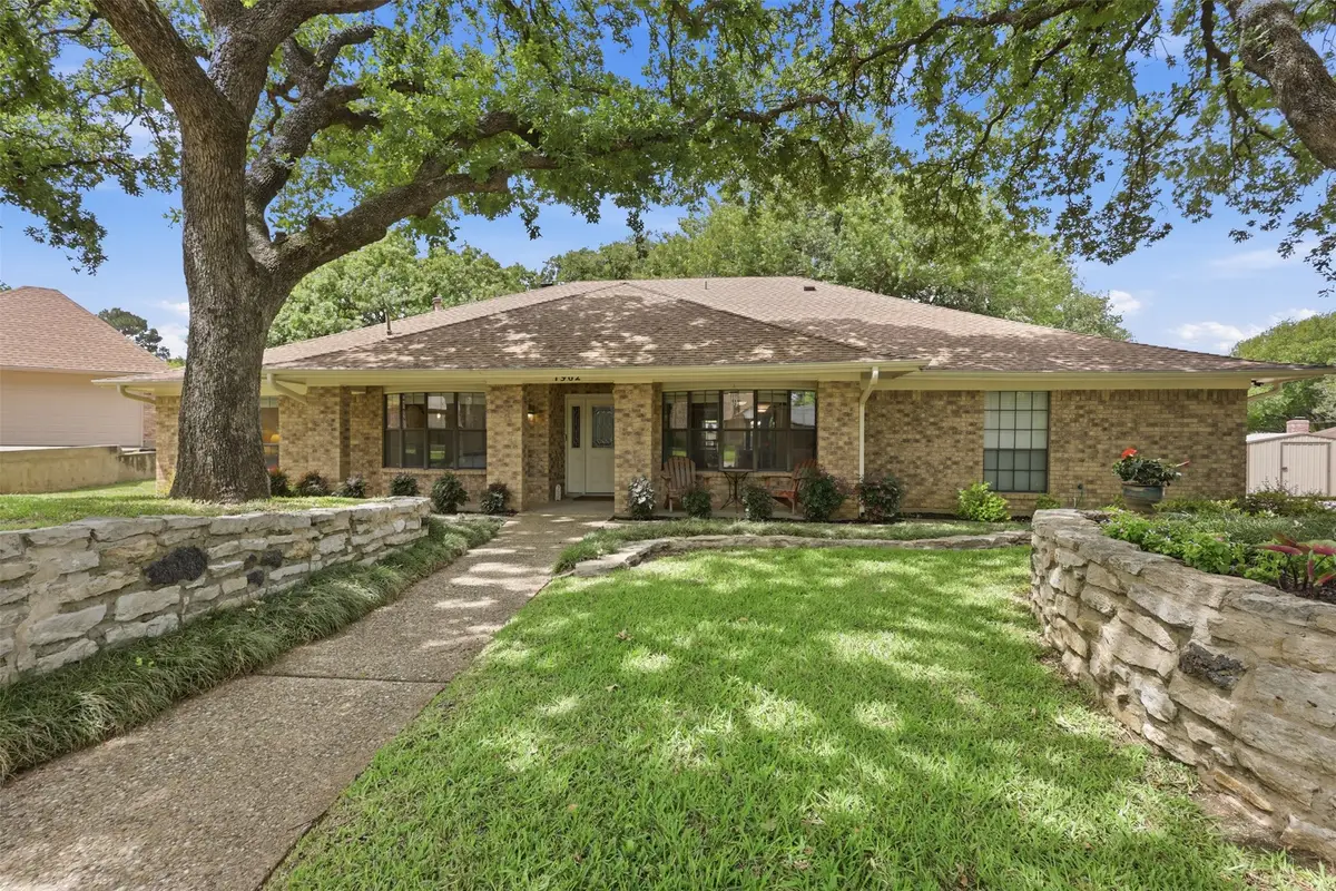 1902 Red Cypress Court, Arlington, TX 76012 - #1