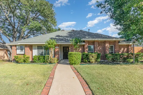 2015 Robin Hill Lane, Carrollton, TX 75007