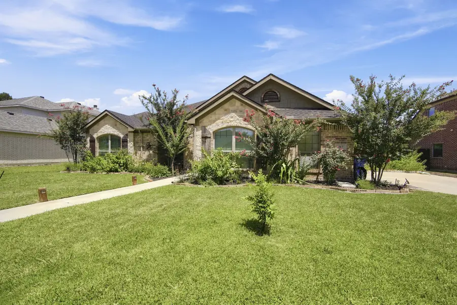 217 Nocona Drive, Waxahachie, TX 75165 - #2