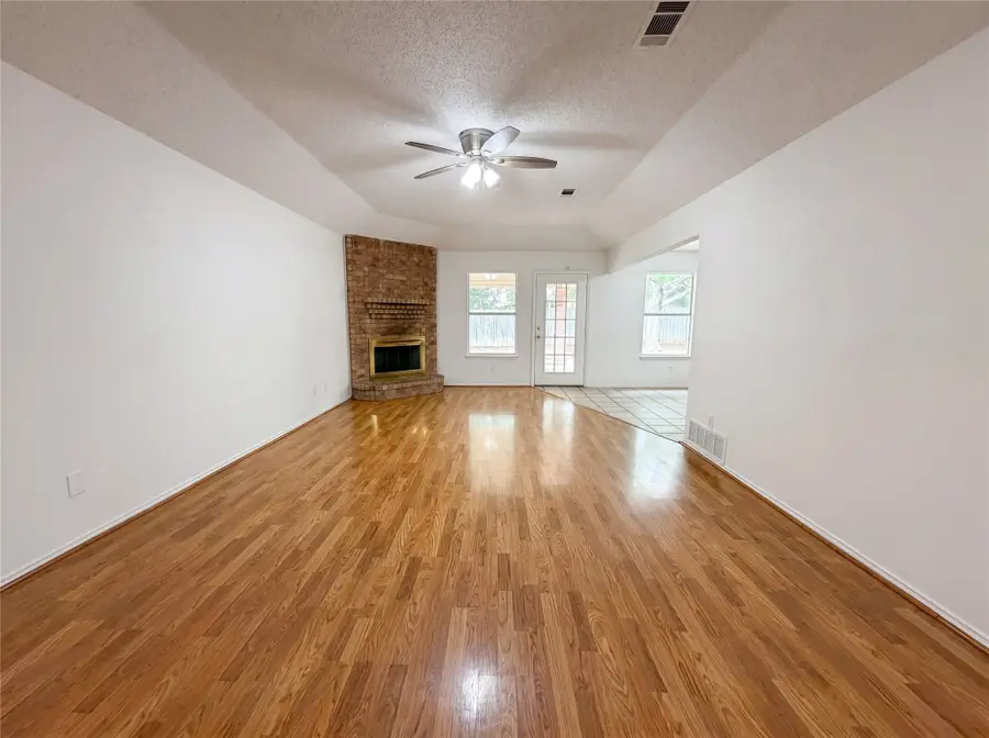 1233 Windy Meadows Drive, Burleson, TX 76028 - #3