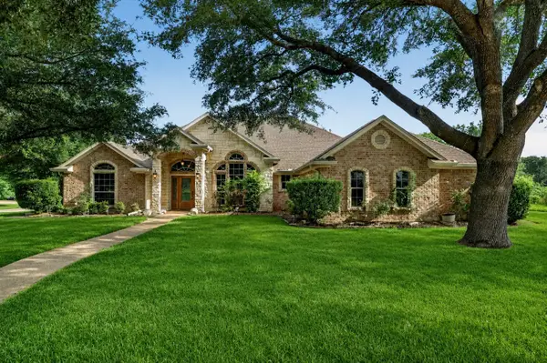 800 Granite Lane, Lorena, TX 76655