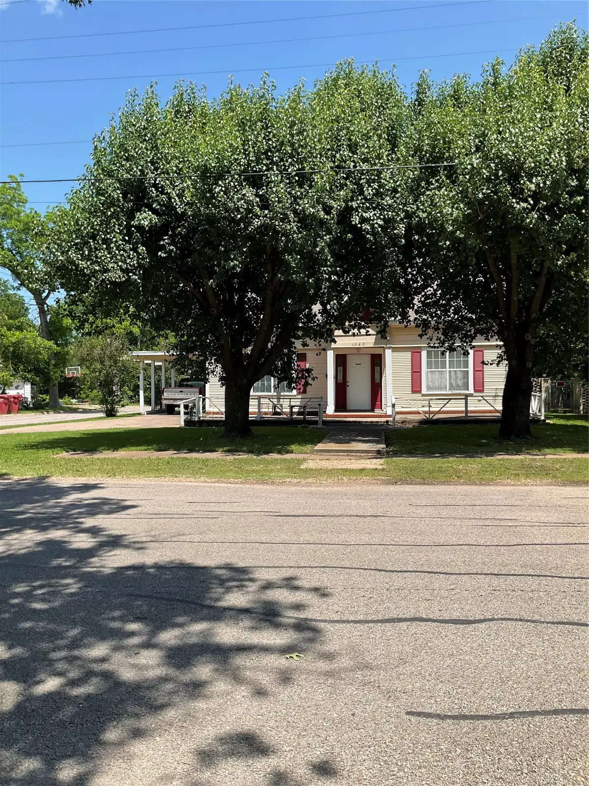 1020 Park Avenue, Bonham, TX 75418 - #1