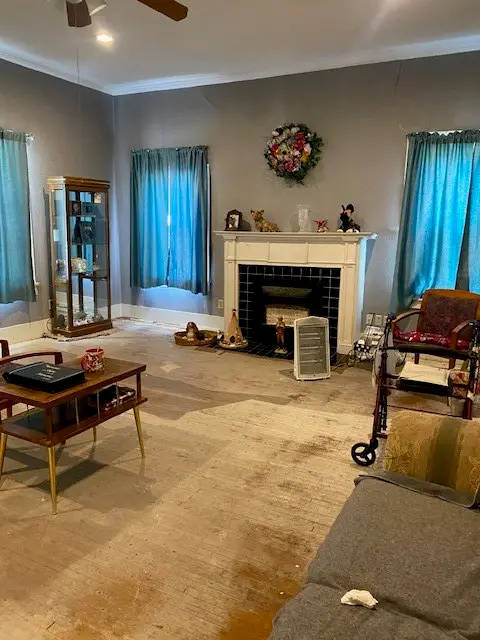 1020 Park Avenue, Bonham, TX 75418 - #2