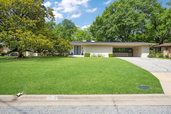 624 Westwood Drive, Sherman, TX 75092