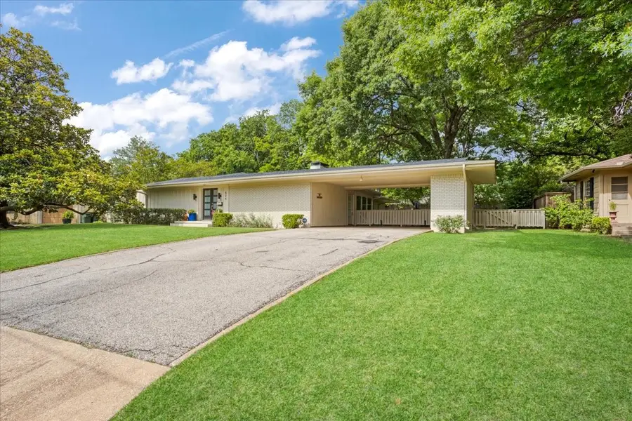 624 Westwood Drive, Sherman, TX 75092 - #2