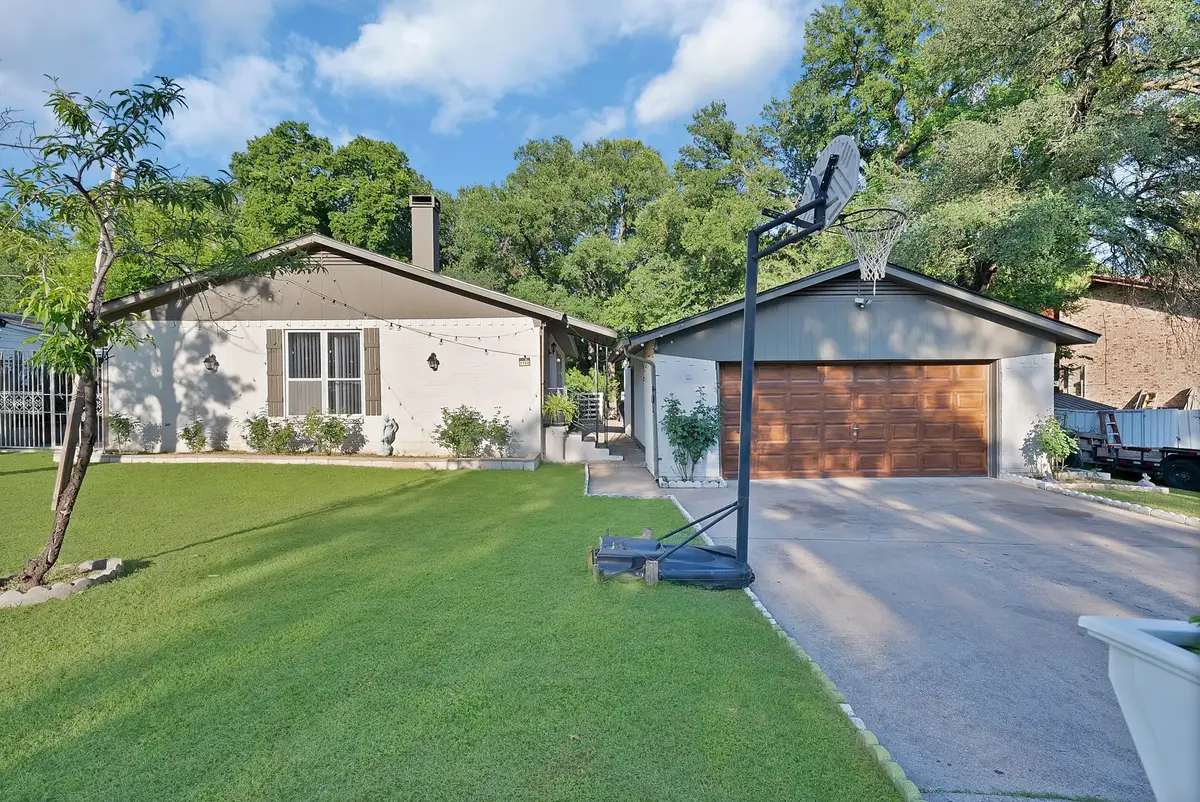 1124 Tyra Lane, Fort Worth, TX 76114 - #1