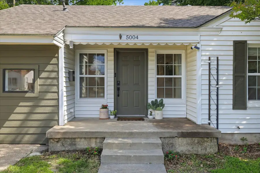 5004 Lovell Avenue, Fort Worth, TX 76107 - #2