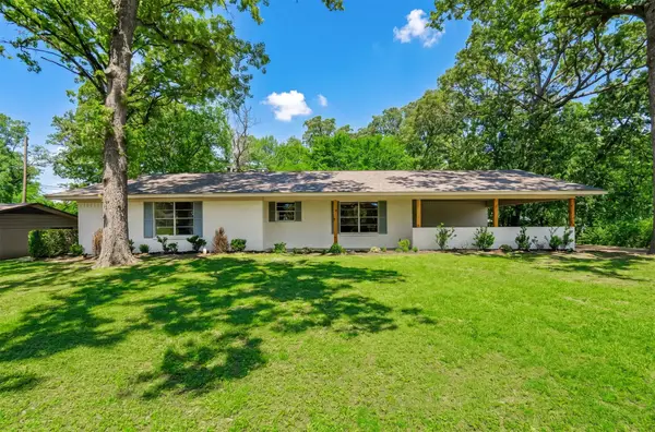 108 Mockingbird Street, Mt Pleasant, TX 75455