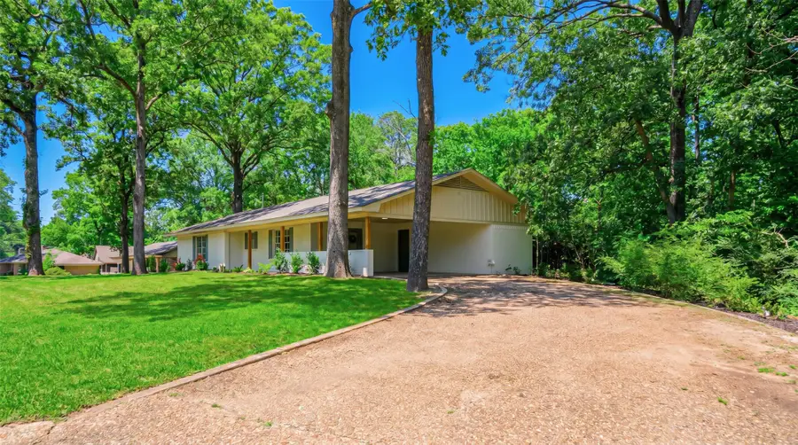 108 Mockingbird Street, Mount Pleasant, TX 75455 - #3