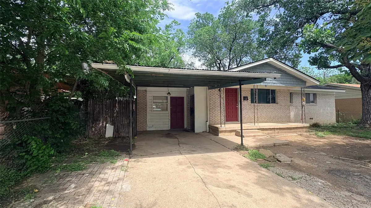 4200 Arrowwood Drive, Fort Worth, TX 76115 - #1
