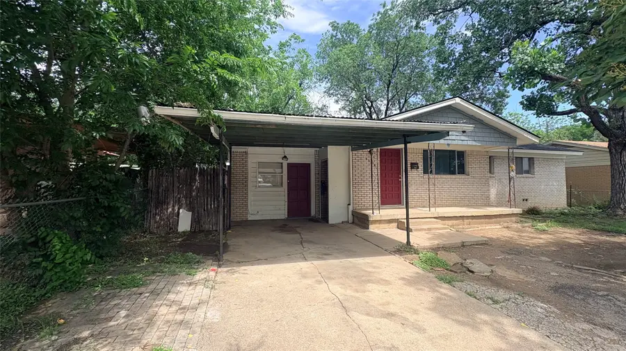 4200 Arrowwood Drive, Fort Worth, TX 76115 - #3