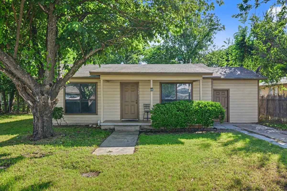 988 N Clinton Street, Stephenville, TX 76401 - #1