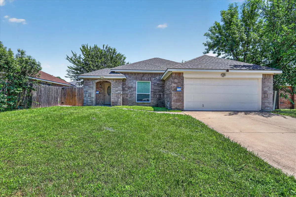 6021 Hartman Road, Forest Hill, TX 76119 - #1