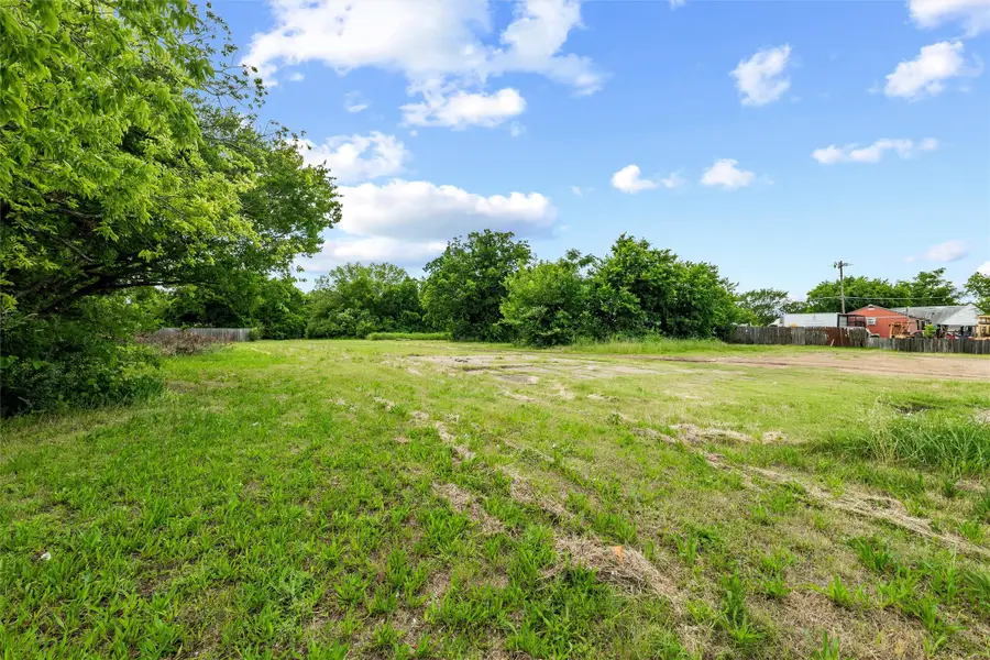 2512 E Ann Arbor Avenue, Dallas, TX 75216 - #3