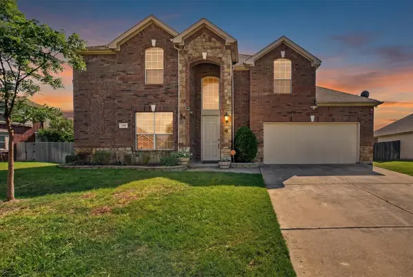 702 Cross Meadow Boulevard, Mansfield, TX 76063