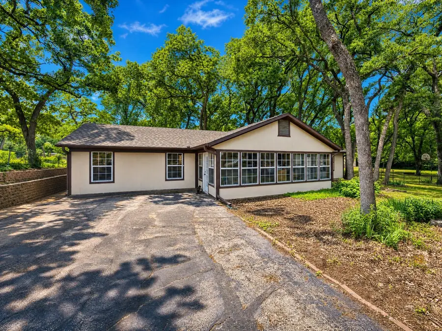 3917 Hidden Lake Court, Alvarado, TX 76009 - #3